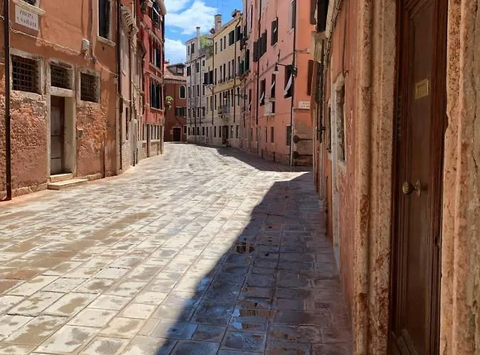 Familly Гостевой дом 3*